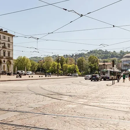 Lägenhet Mansarda Piazza Vittorio Center