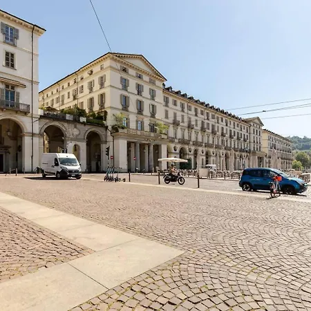 Lägenhet Mansarda Piazza Vittorio Center Turin